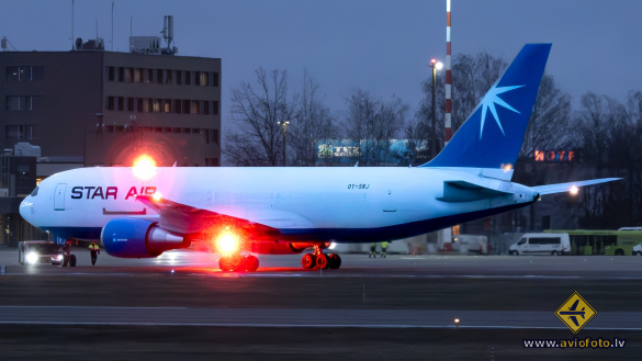 Boeing 767-25E(BDSF)